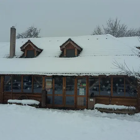 Drevenica Reviste Maison d'hôtes