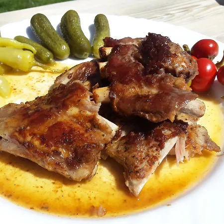 Drevenica Reviste Maison d'hôtes *