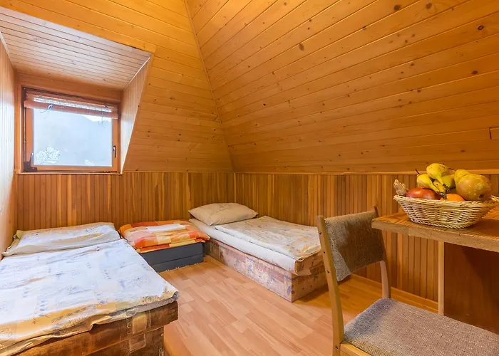 Casa de hóspedes Drevenica Reviste *